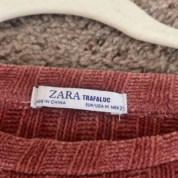 Zara Velvet T Shirt - Picture 3 of 4